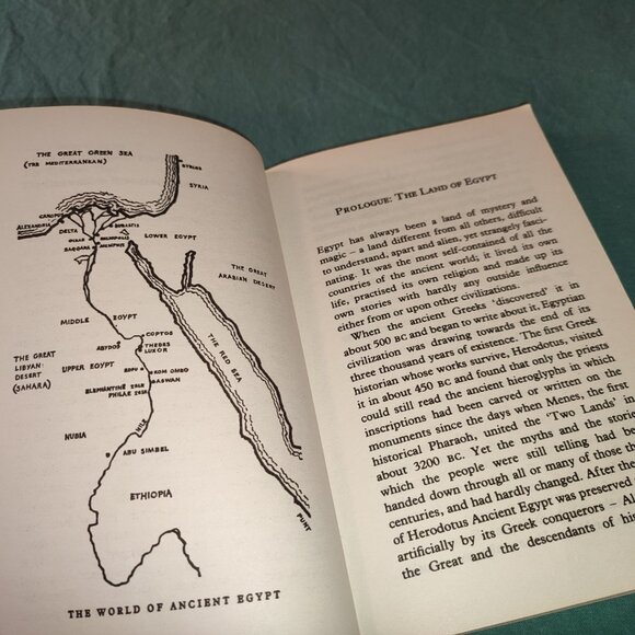 Vintage Book Tales of Ancient Egypt Roger Lancelyn Green 1956-2004 ethnic legend - Picture 11 of 12